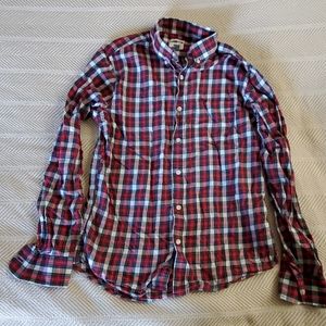 Old Navy mens plaid shirt.  Size small.